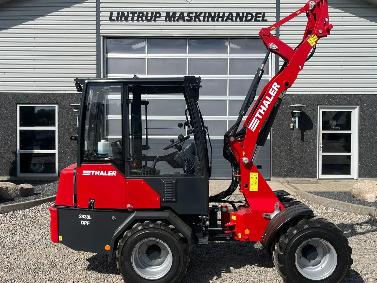 Billede 7 - Thaler 2838L DPF Kabine og brede hjul