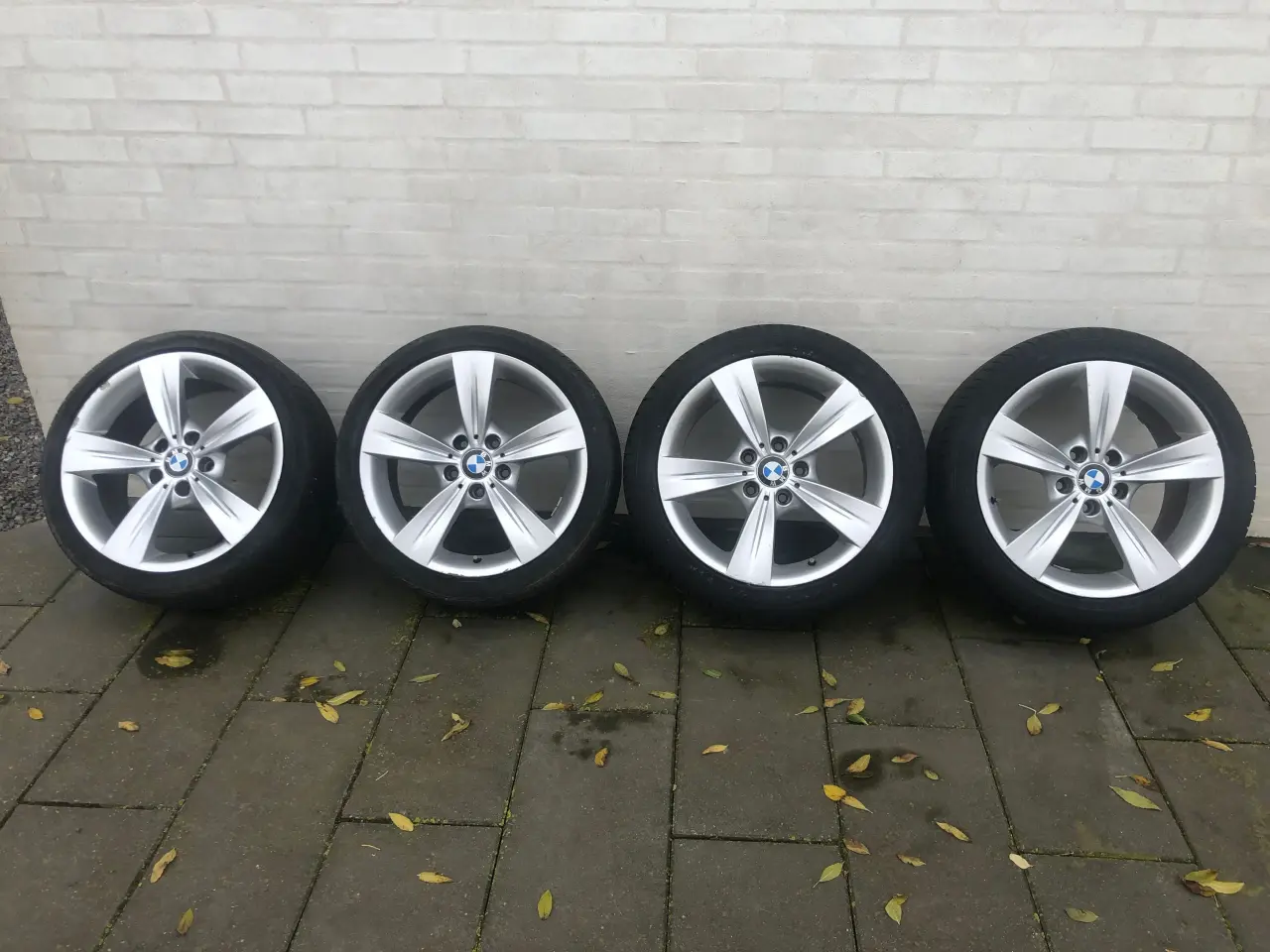 Billede 1 - Originale bmw fælge 18?