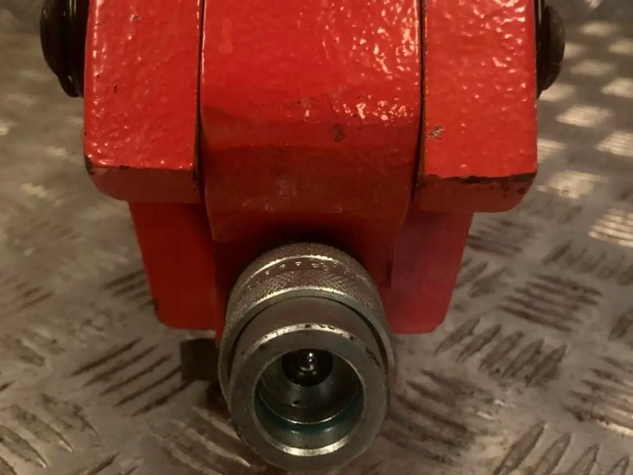 Billede 8 - HYDRAULISK SPREDER, 1,5 TON