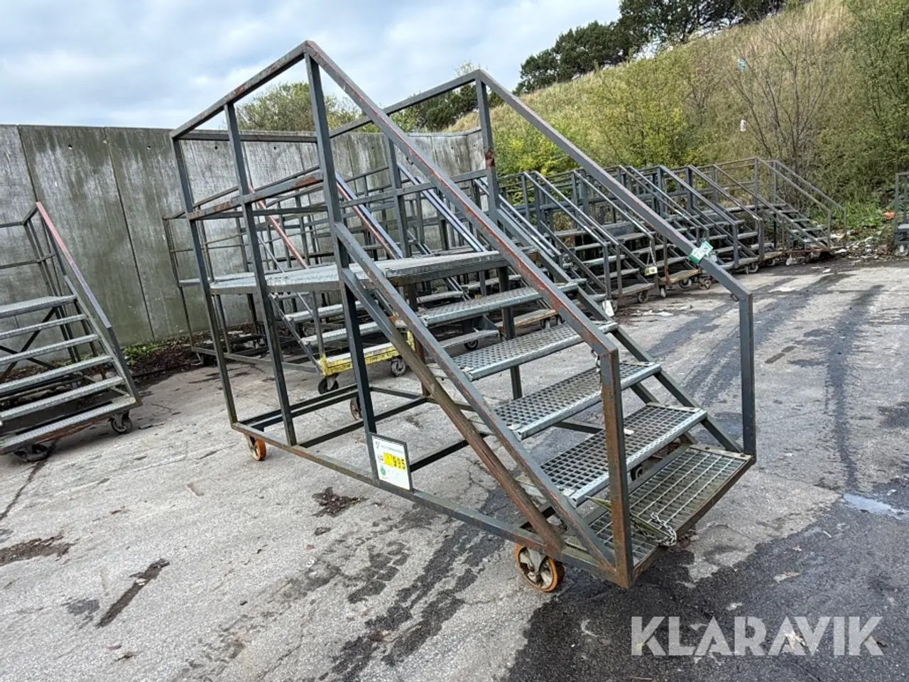 Billede 2 - Arbejdesplatform med trapper 1 styk