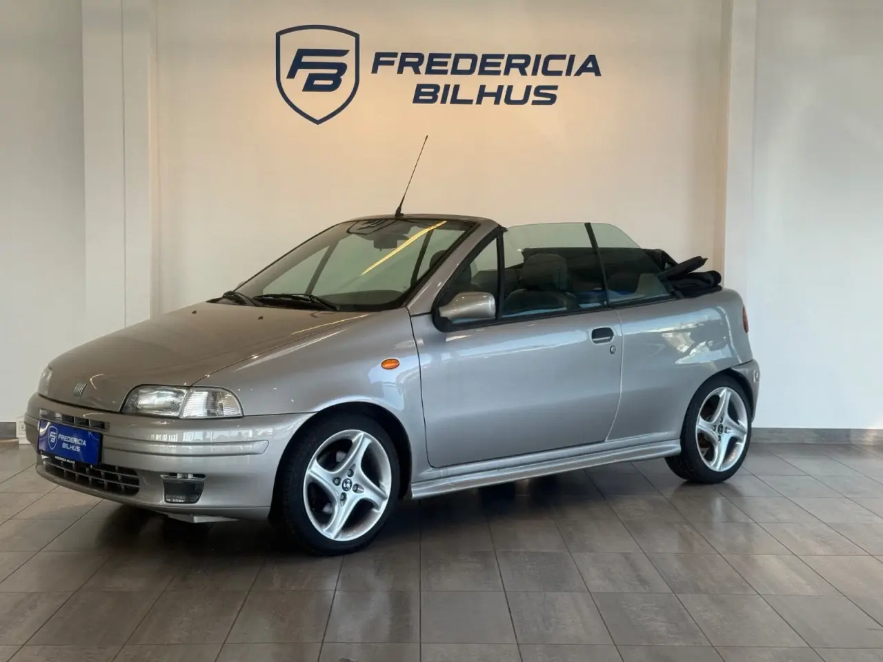 Billede 1 - Fiat Punto 1,6 ELX Cabriolet