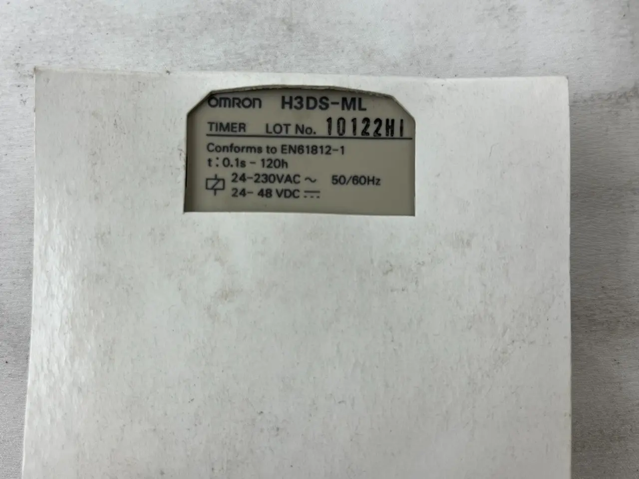 Billede 2 - Omron H3DS-ML Multifunction Timer relæ 24-230VAC