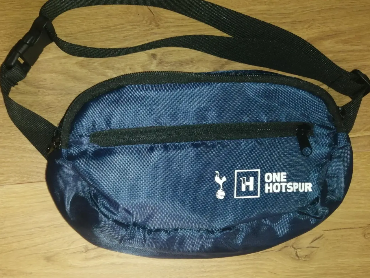 Billede 1 - NY TOTTENHAM HOTSPUR MAVEBÆLTE TASKE, M/ THERMORUM
