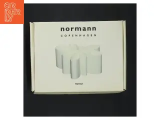 Normann Copenhagen Kontur lysestage fra Normann Copenhagen (str. 14,5 cm)