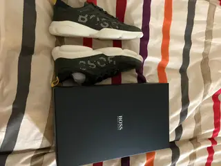Hugo Boss sko i str 44