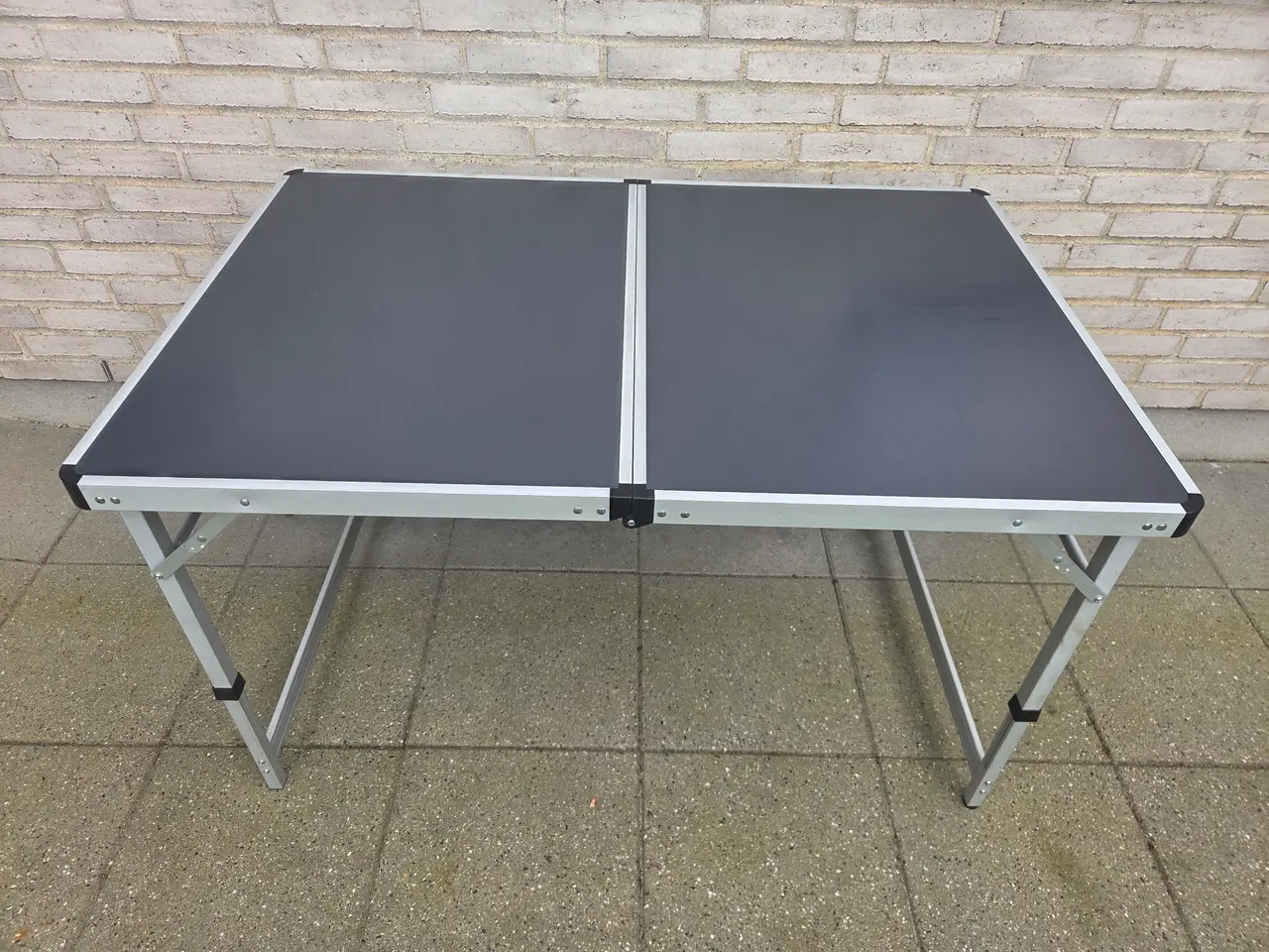 Billede 1 - Isabella campingbord m. opbevaringstaske