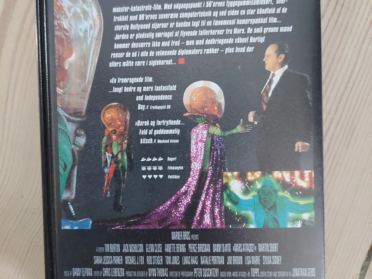 Billede 2 - Mars Attacks! (VHS) – Klassisk sci-fi komedie