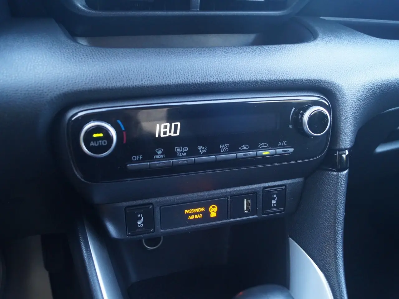 Billede 10 - Toyota Yaris 1,5 Hybrid Active e-CVT Van