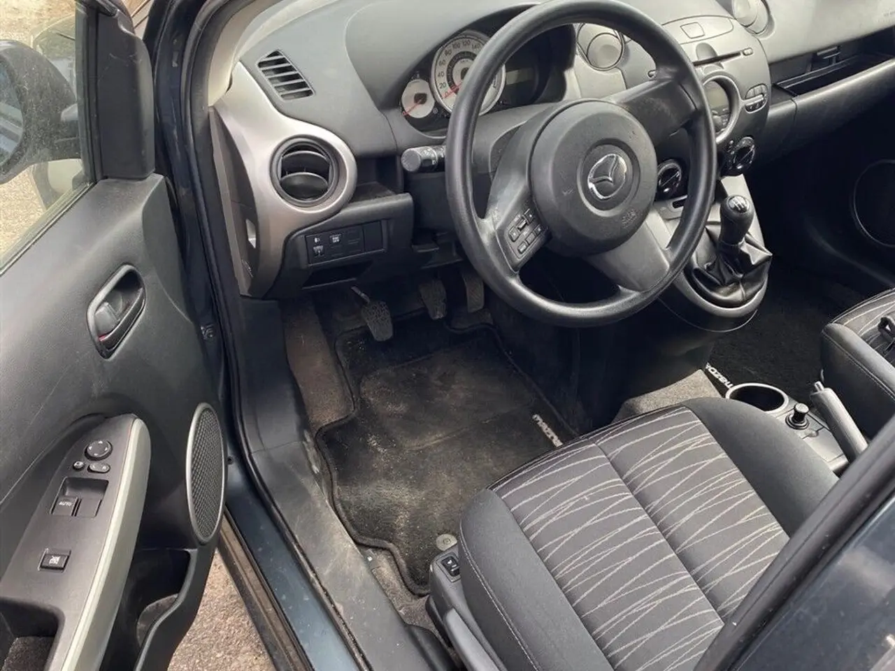 Billede 3 - Mazda 2 1,3 Advance 86HK 5d