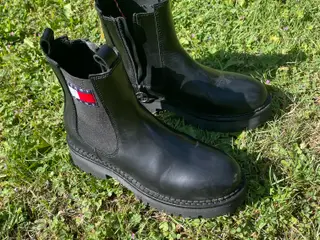 Tommy Hilfiger støvler - nye