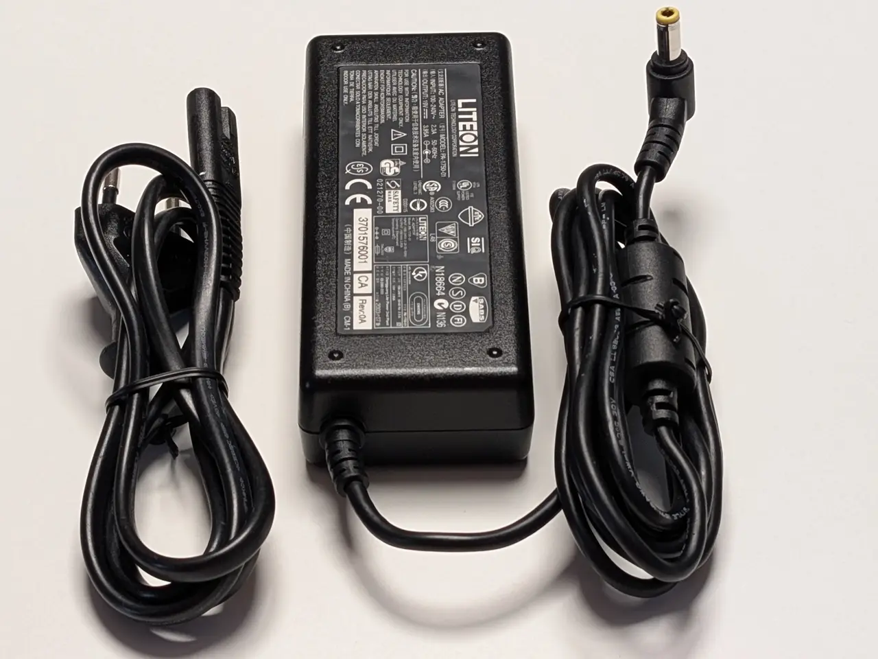 Billede 1 - Lite-On AC Adapter 19V / 3,95A – 75W