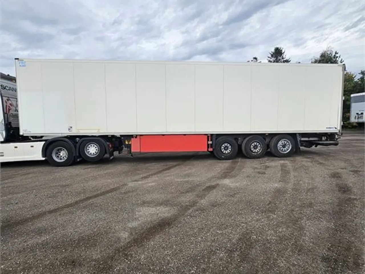 Billede 3 - Schmitz Cargo Bull - SCB*S3B - 3 akslet Køletrailer / refrigerator trailer