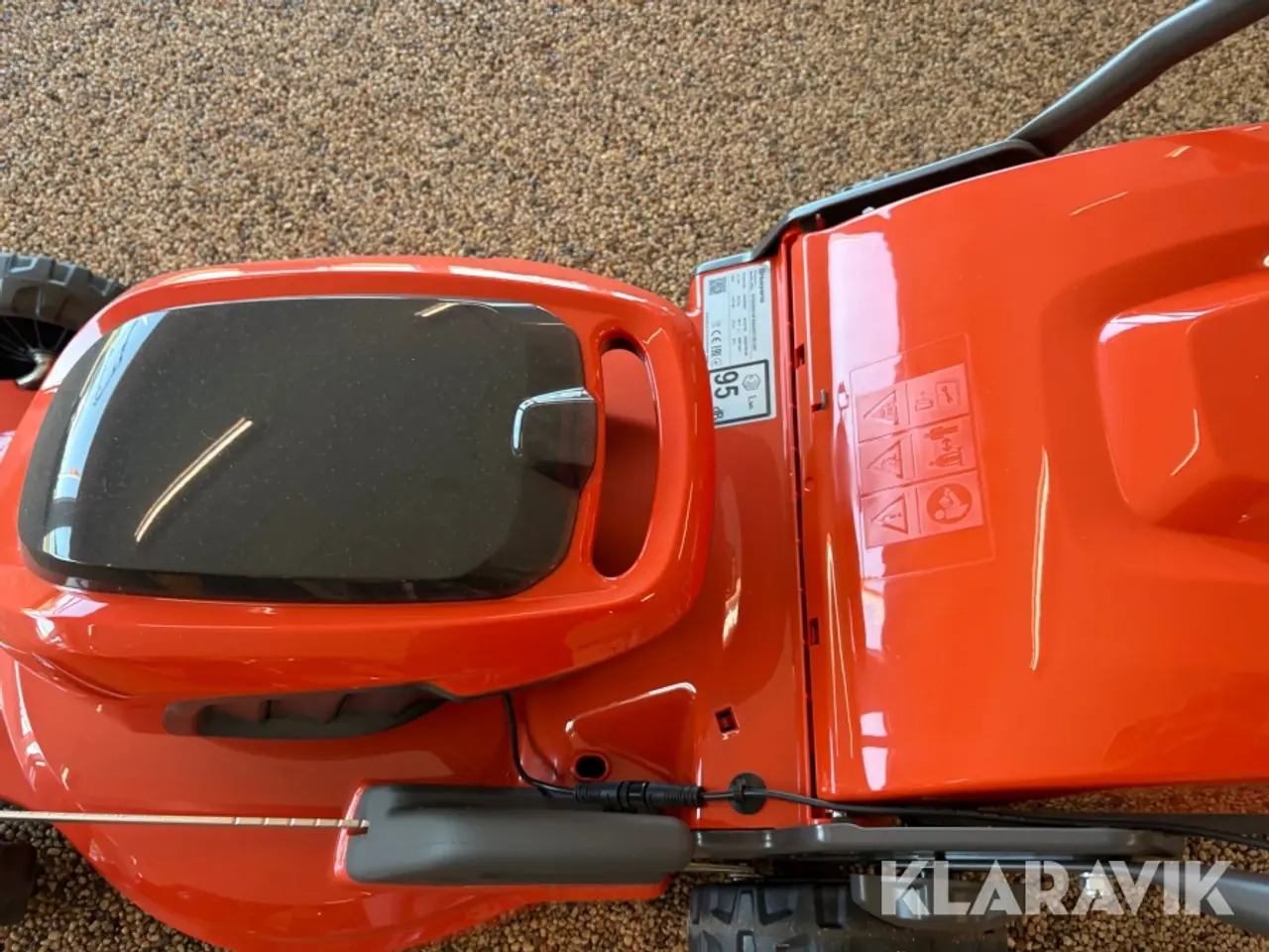 Billede 12 - Græsslåmaskine Husqvarna LC247i 1 styk
