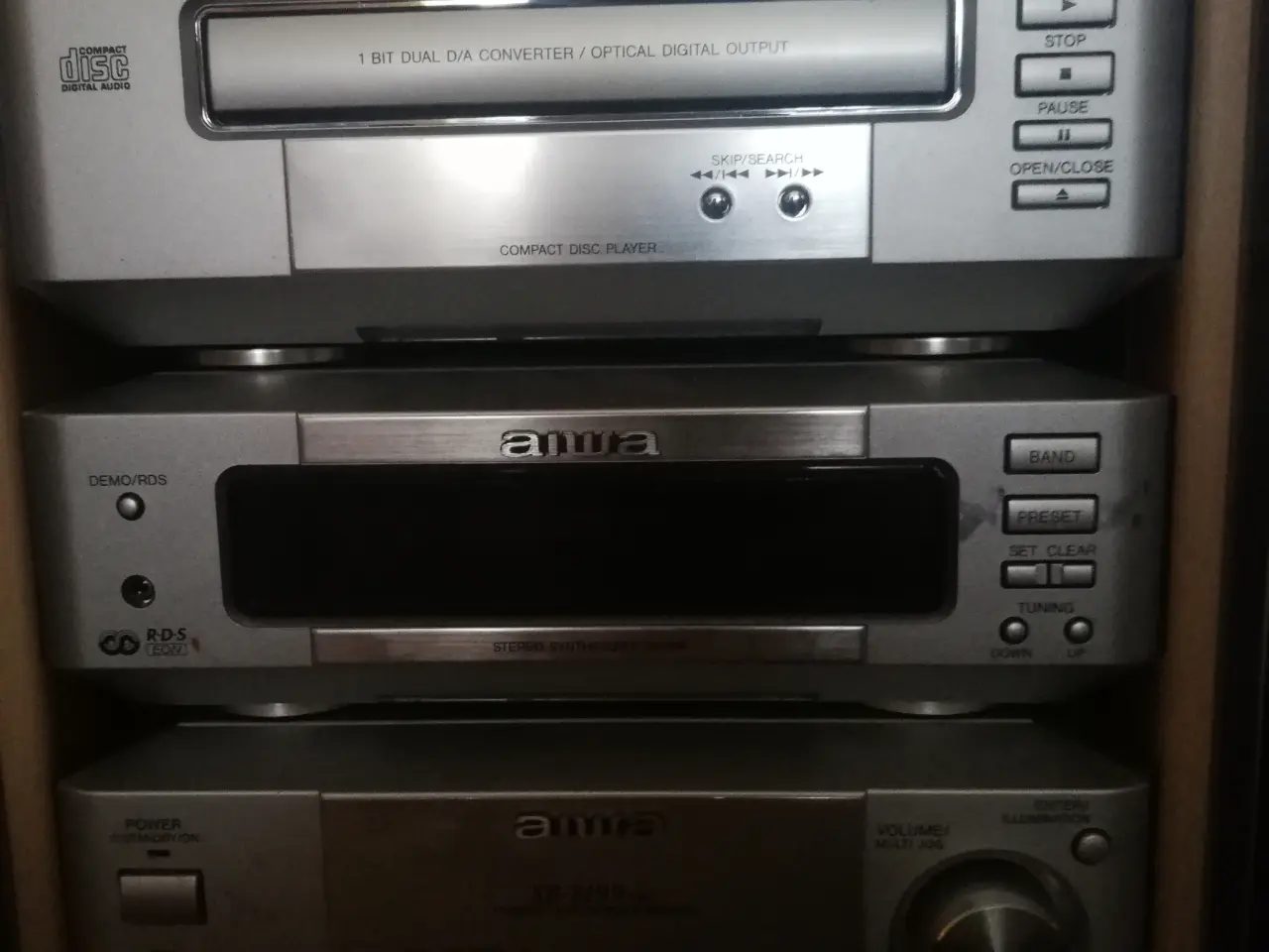 Billede 2 - Aiwa mini stereoanlæg.