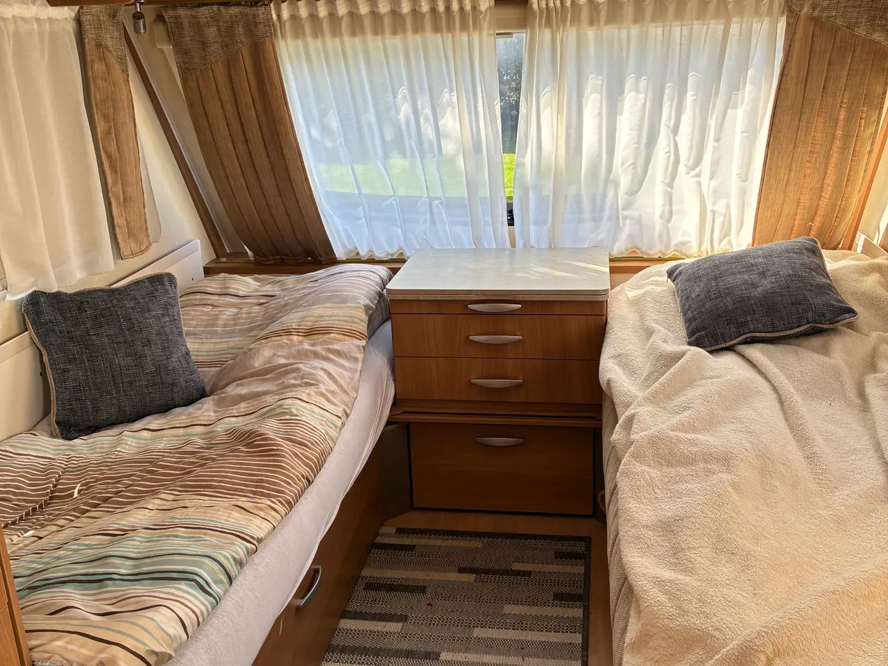 Billede 2 - Sælger denne yderst velholdte Sprite campingvogn