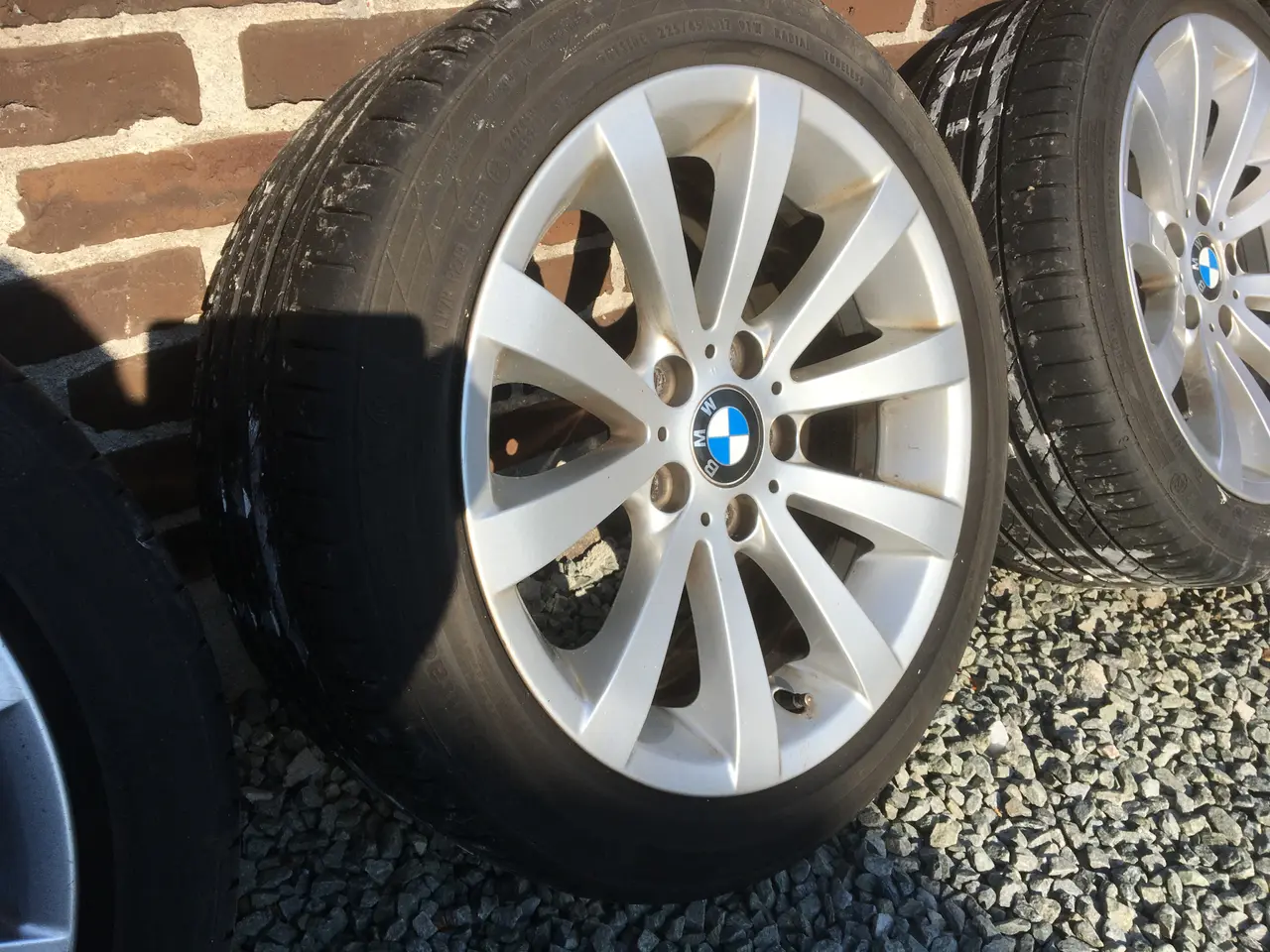 Billede 4 - Sommerdæk 17 tommer med originale BMW alufælge