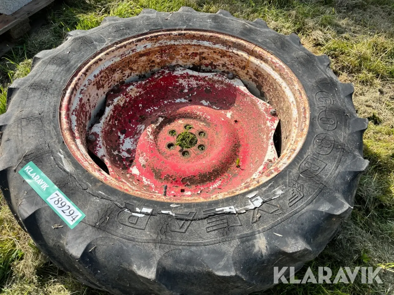 Billede 2 - Traktordæk Goodyear Super traction 1 styk