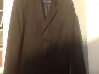 Habitjakke sort. Mærke: Shine