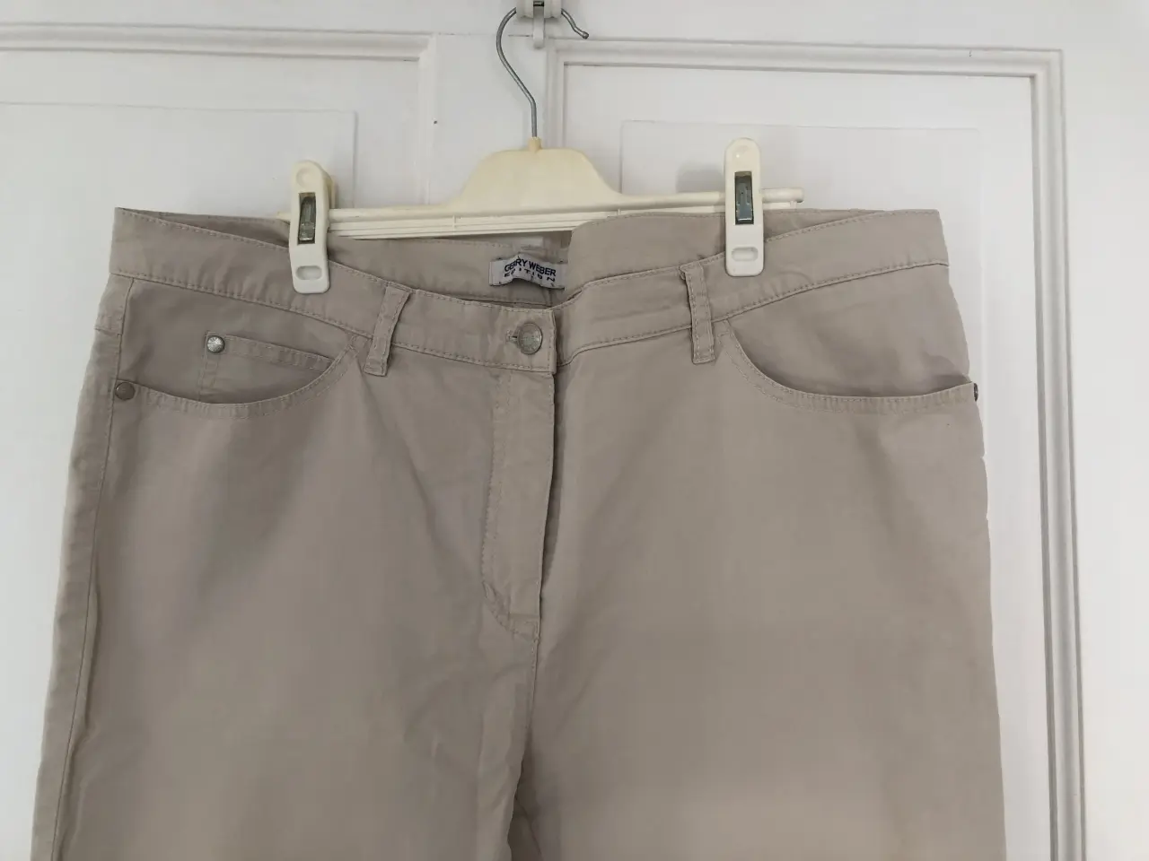 Billede 3 - 3/4 bukser. Gerry Weber, Model Irina.