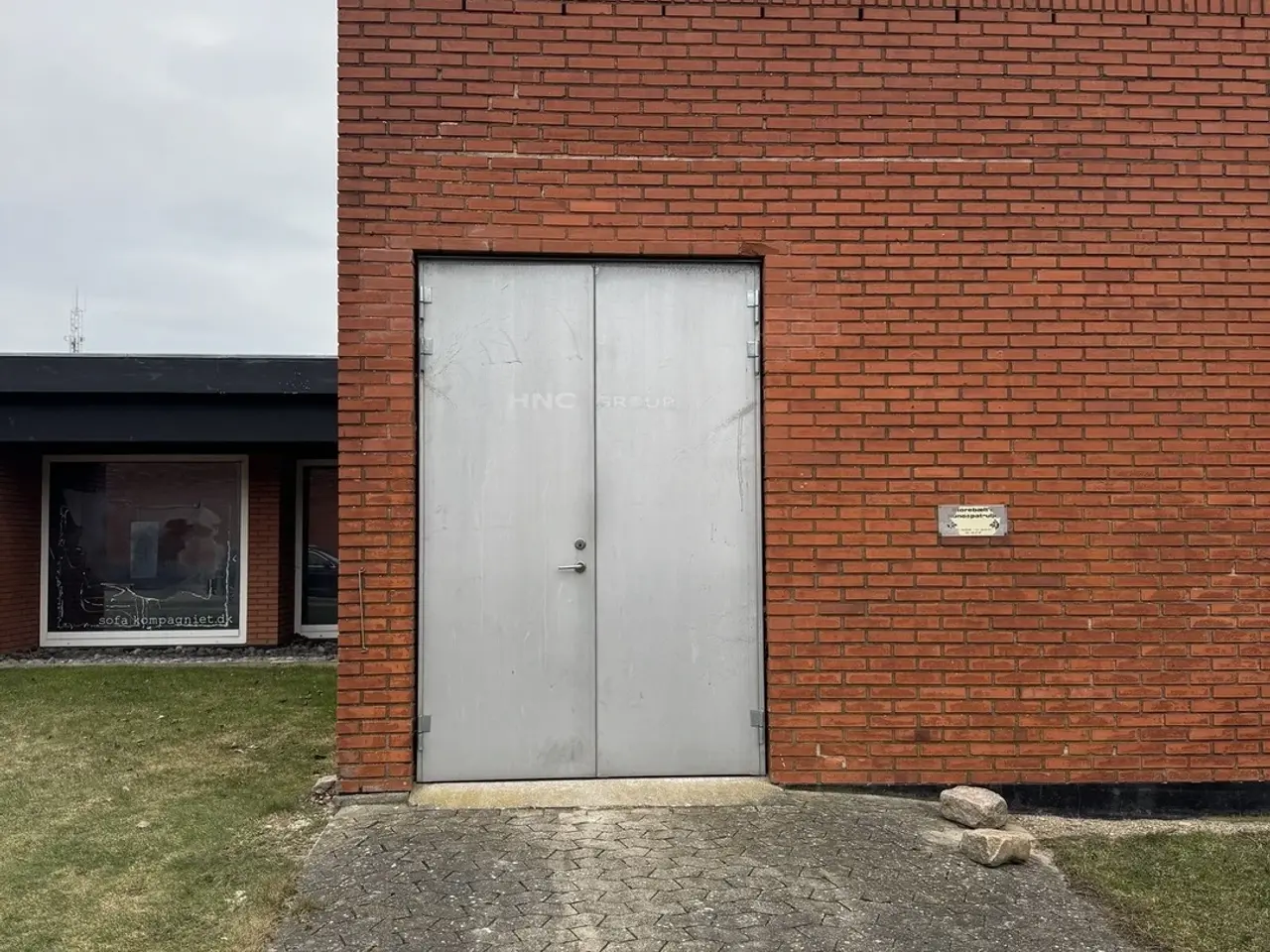 Billede 9 - Lager med mulighed for værksted udlejes.