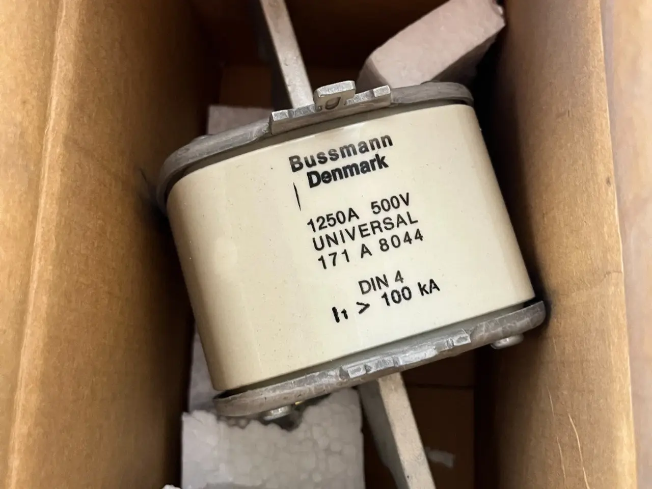 Billede 8 - Bussmann 171A8044 Universal DIN 4 Fuse 1250A 500V