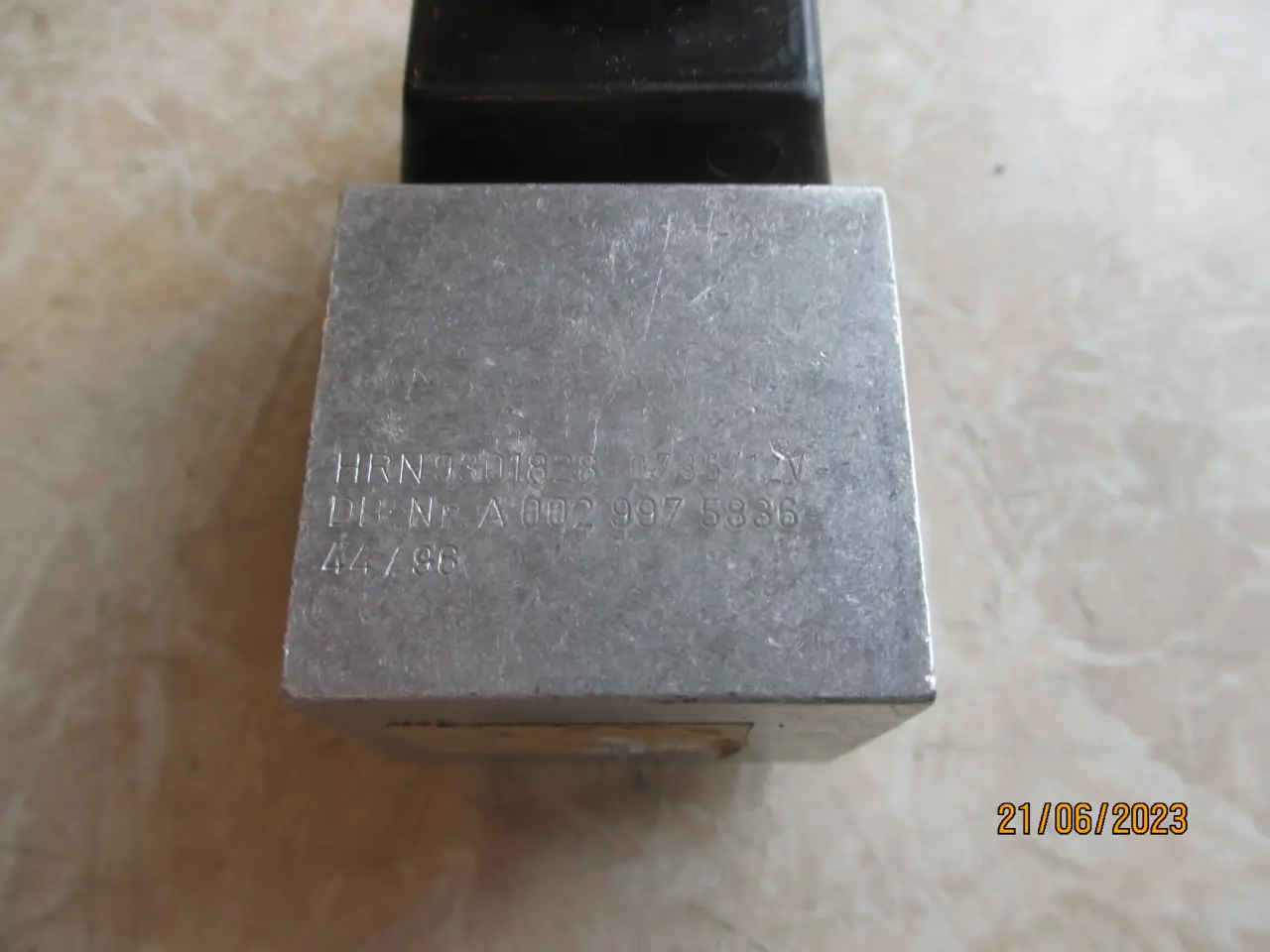 Billede 5 - Ventil  12 V  Mercedes  