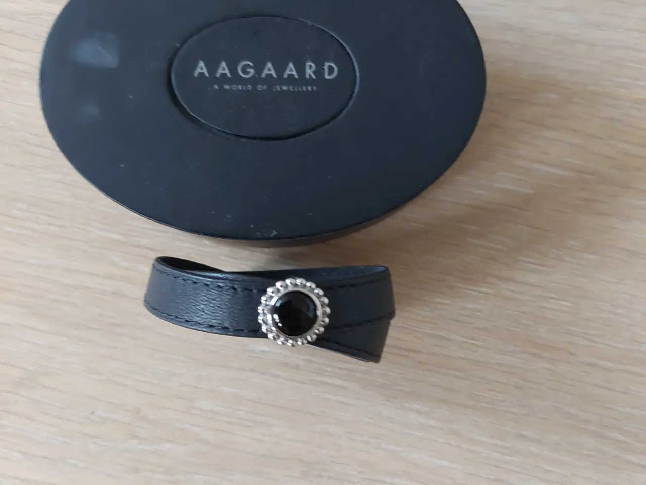 Billede 1 - Memooir armbånd i læder