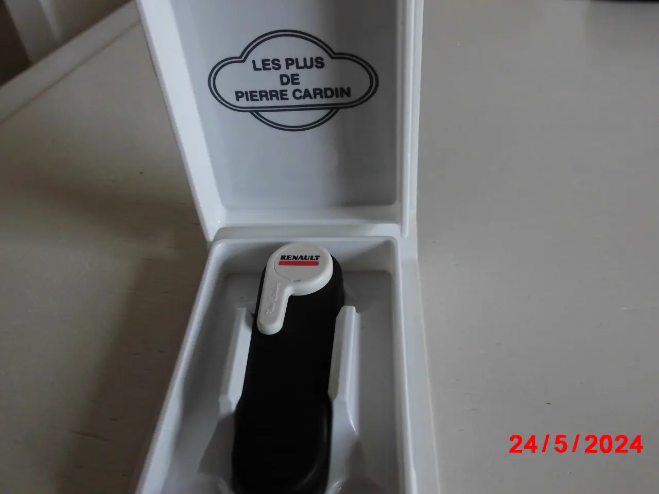 Billede 2 - Pierre Cardin Ligter