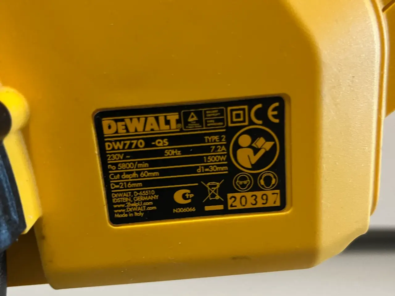 Billede 4 - DeWalt DW 770 kap/geringssav