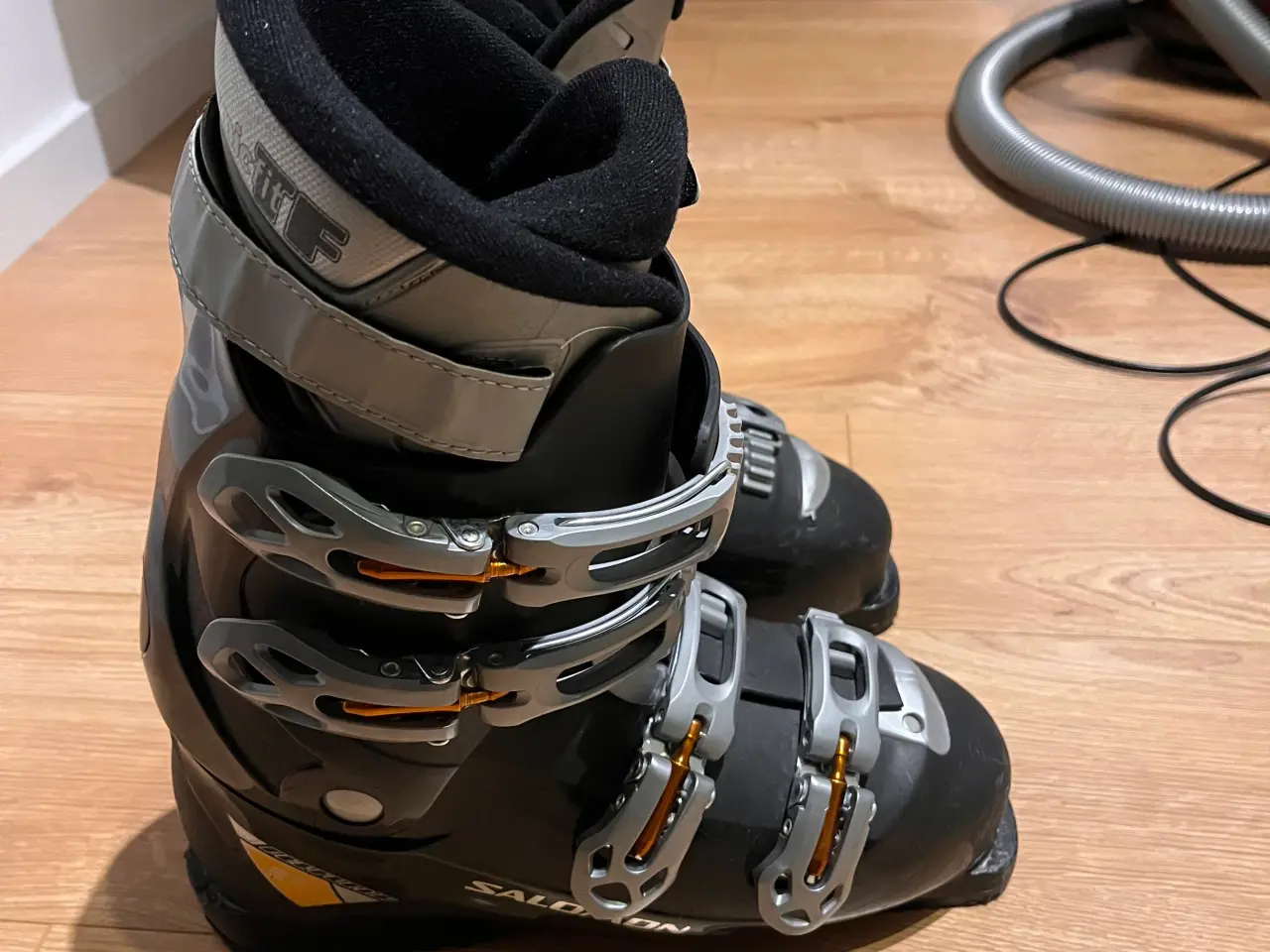 Billede 1 - Salomon skistøvler str 27,5 (42-43)