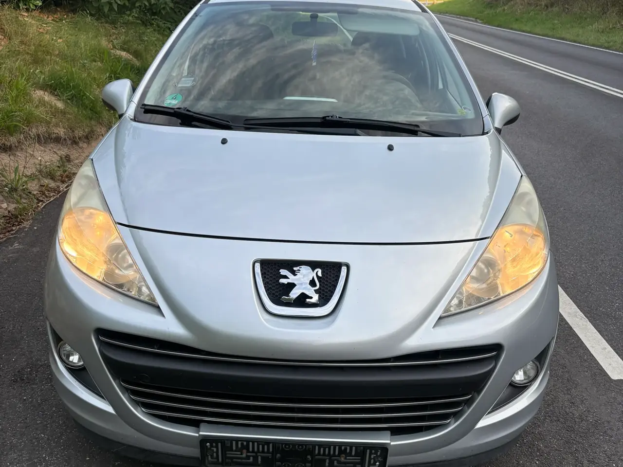 Billede 1 - 🚗 Peugeot 207 1.6 HDi – 92 HK – G99 - Årgang 2011