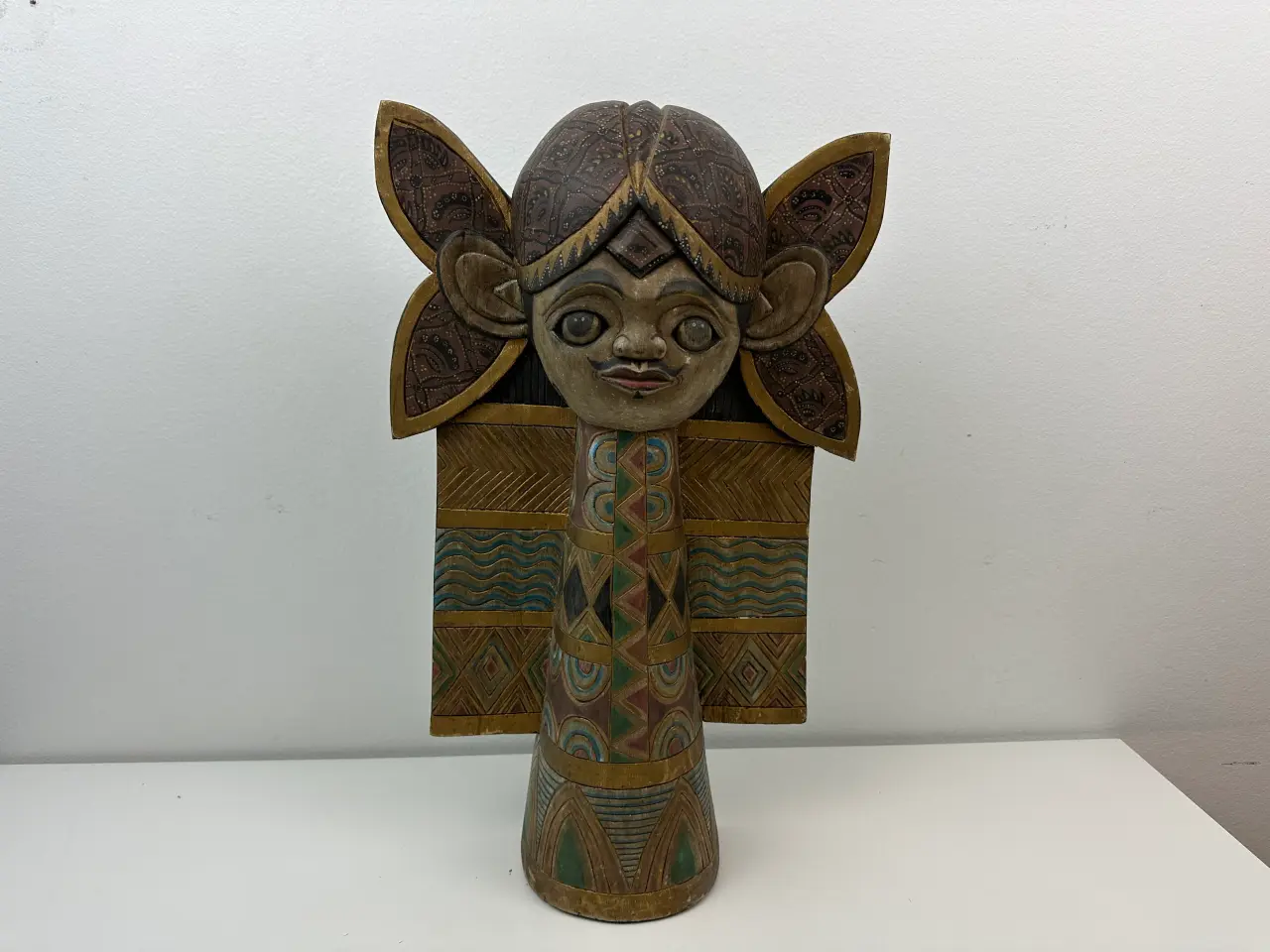 Billede 1 - Flot asiatisk træfigur / træskulptur