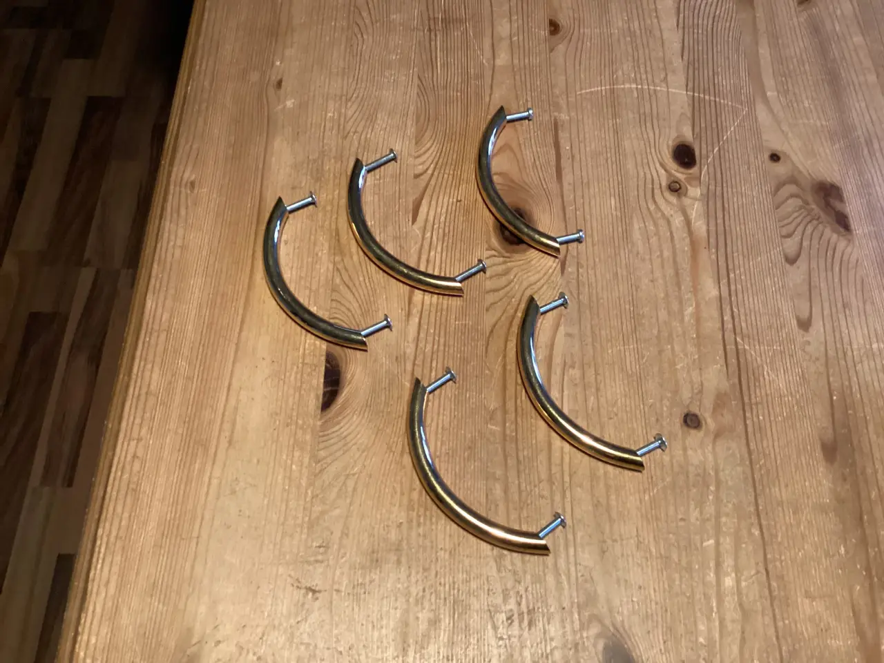 Billede 15 - Bodum Krus, Osteklokke, Porcelæns Knager, Og Mere.
