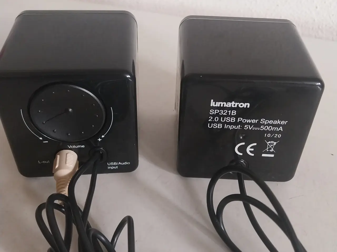 Billede 5 - Lumatron mini højtalere. 2 stk 