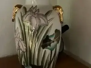 Dekorativ vintage bordlampe