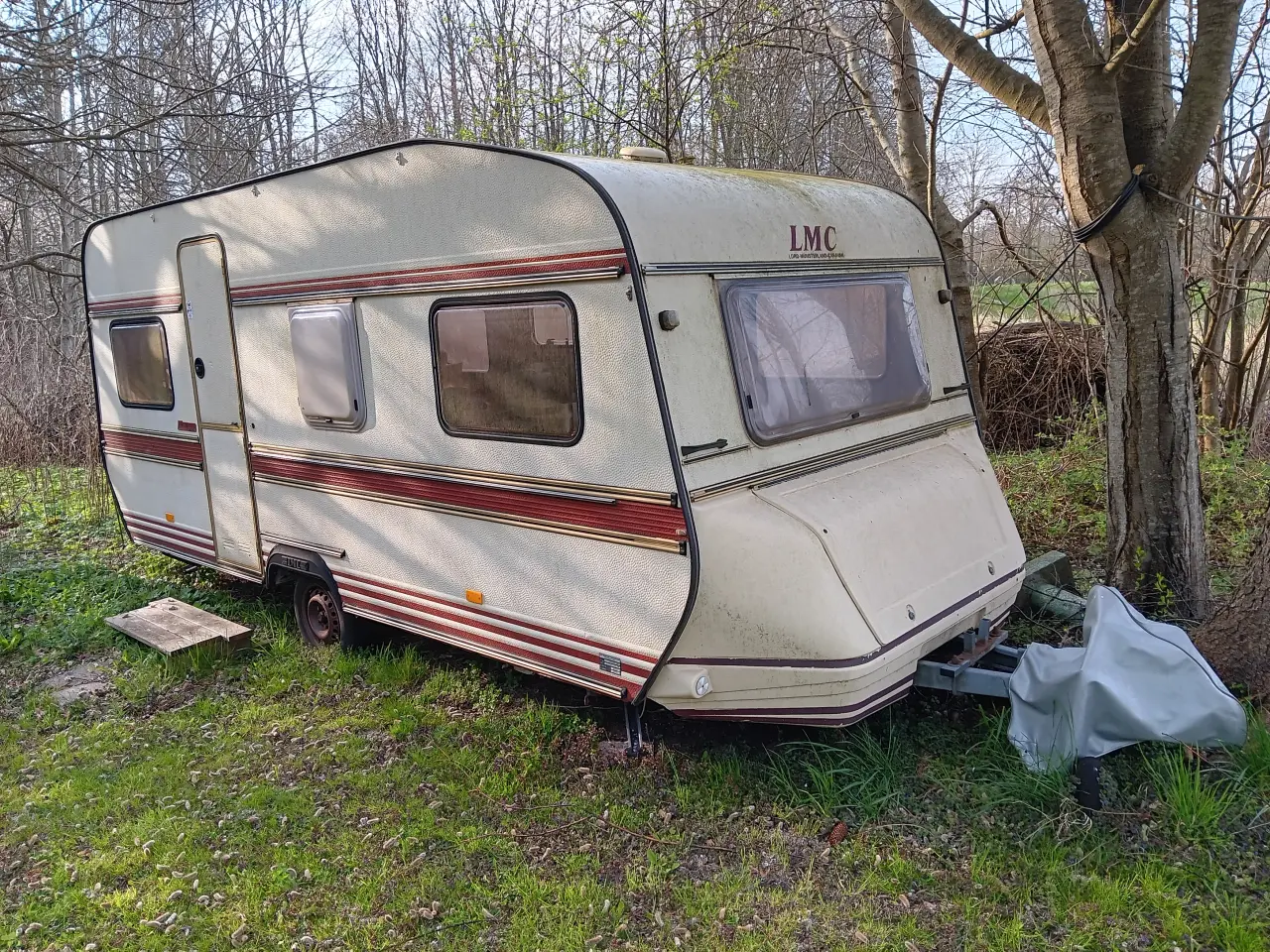 Billede 1 - CAMPINGVOGN  -  LMC  -  GIV ET BUD   !