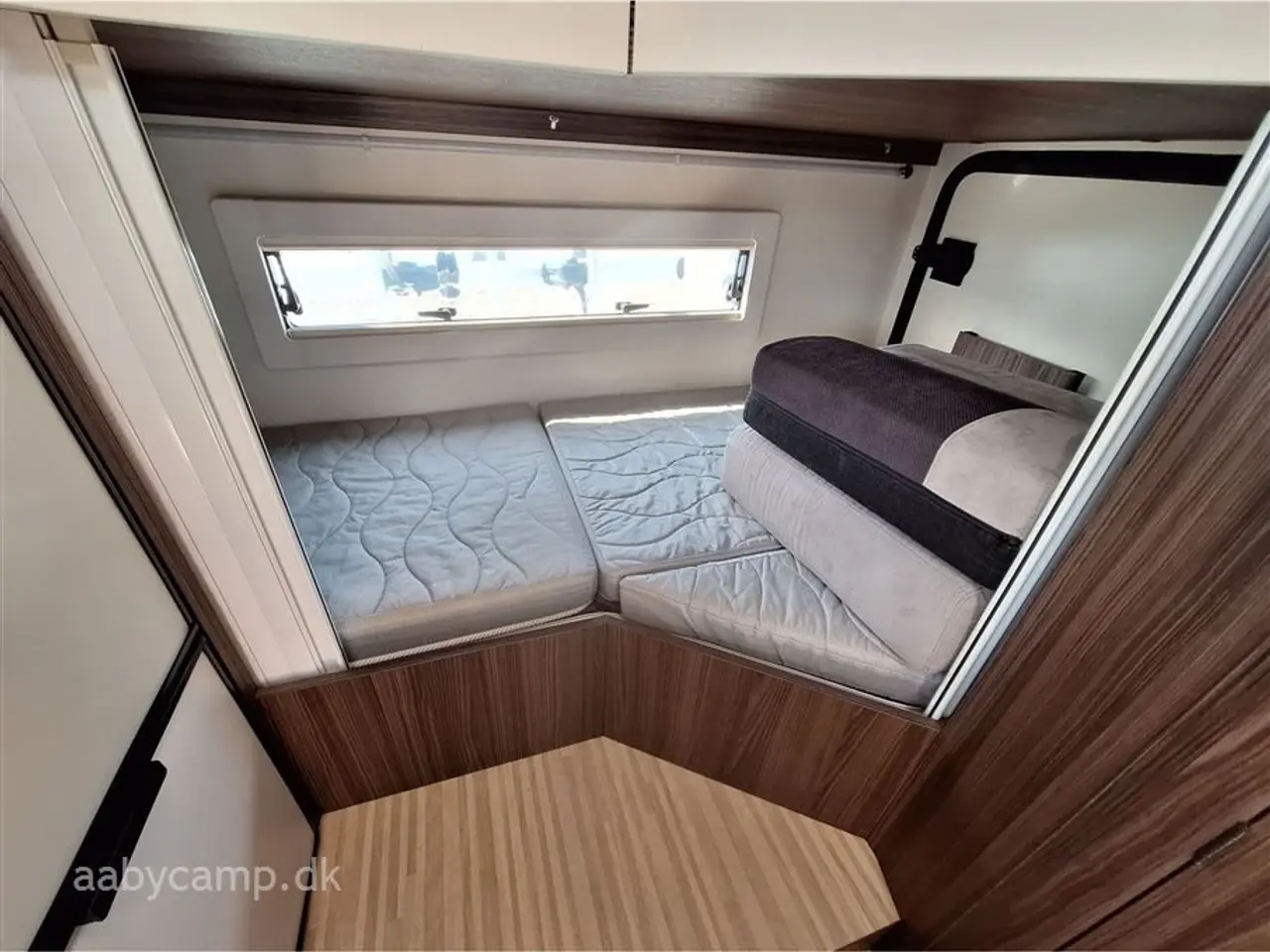 Billede 16 - 2019 - Benimar Tessoro 483 solceller. batteri. markise.duo control. tv. KUN 29,000 km.