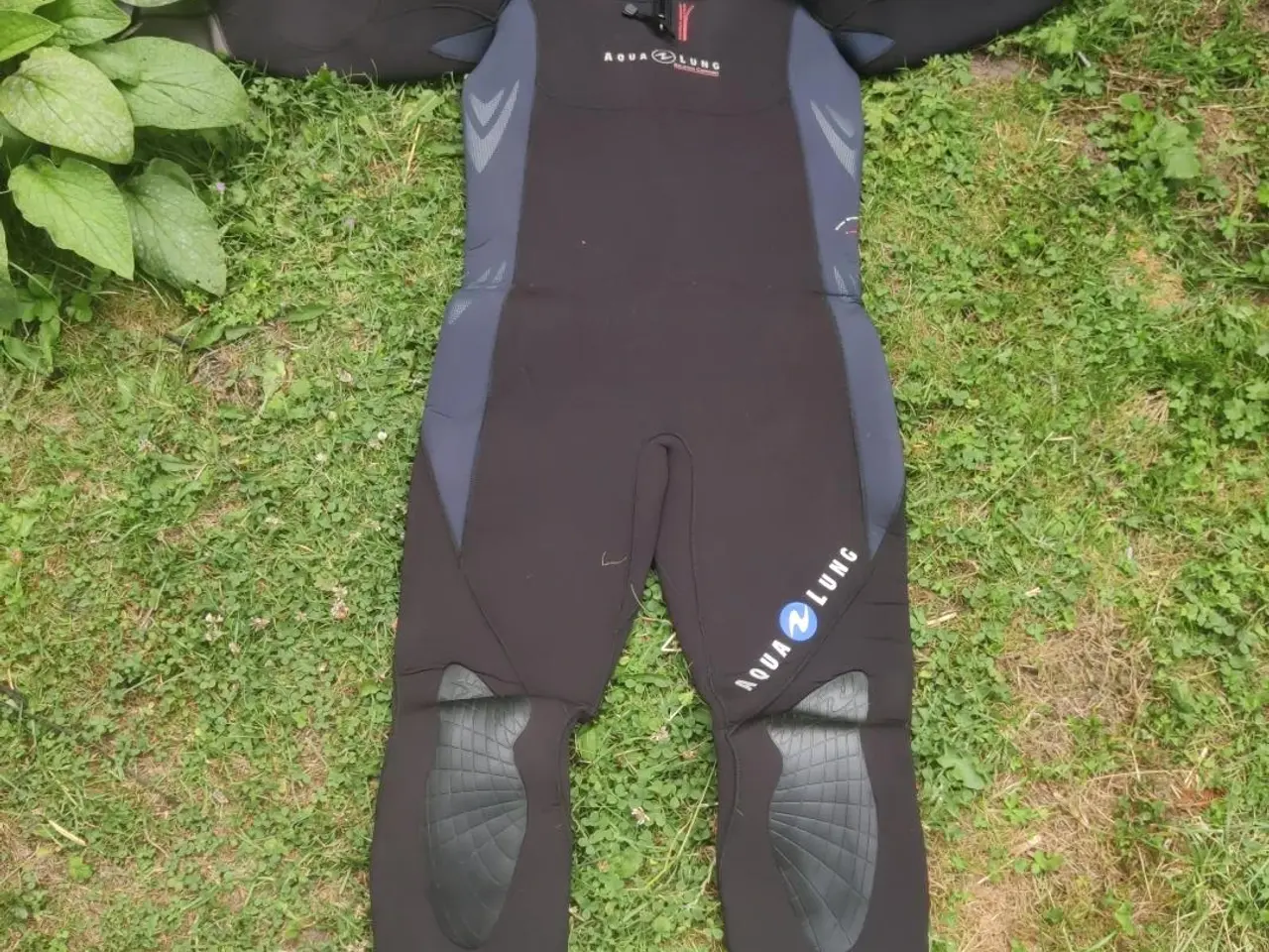 Billede 3 - Aqua Lung 5 mm våddragt str. L – 400 kr.
