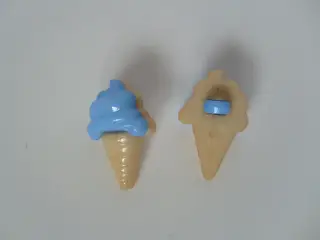 Isvaffel knapper