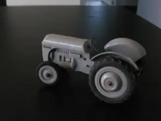 Lego Triton Ferguson traktor