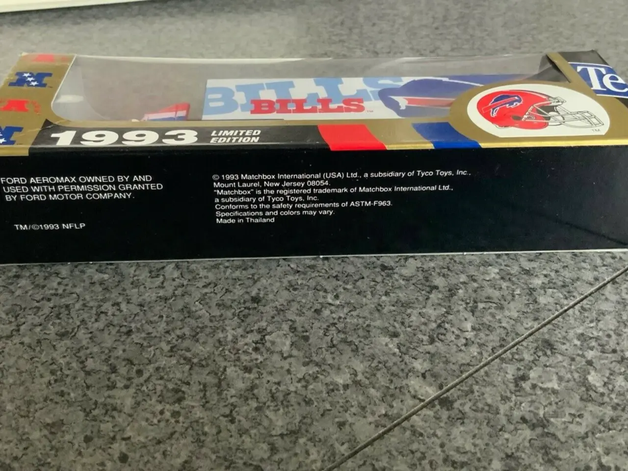 Billede 2 - Matchbox Buffalo Bills NFL 1993 Truck Trailer