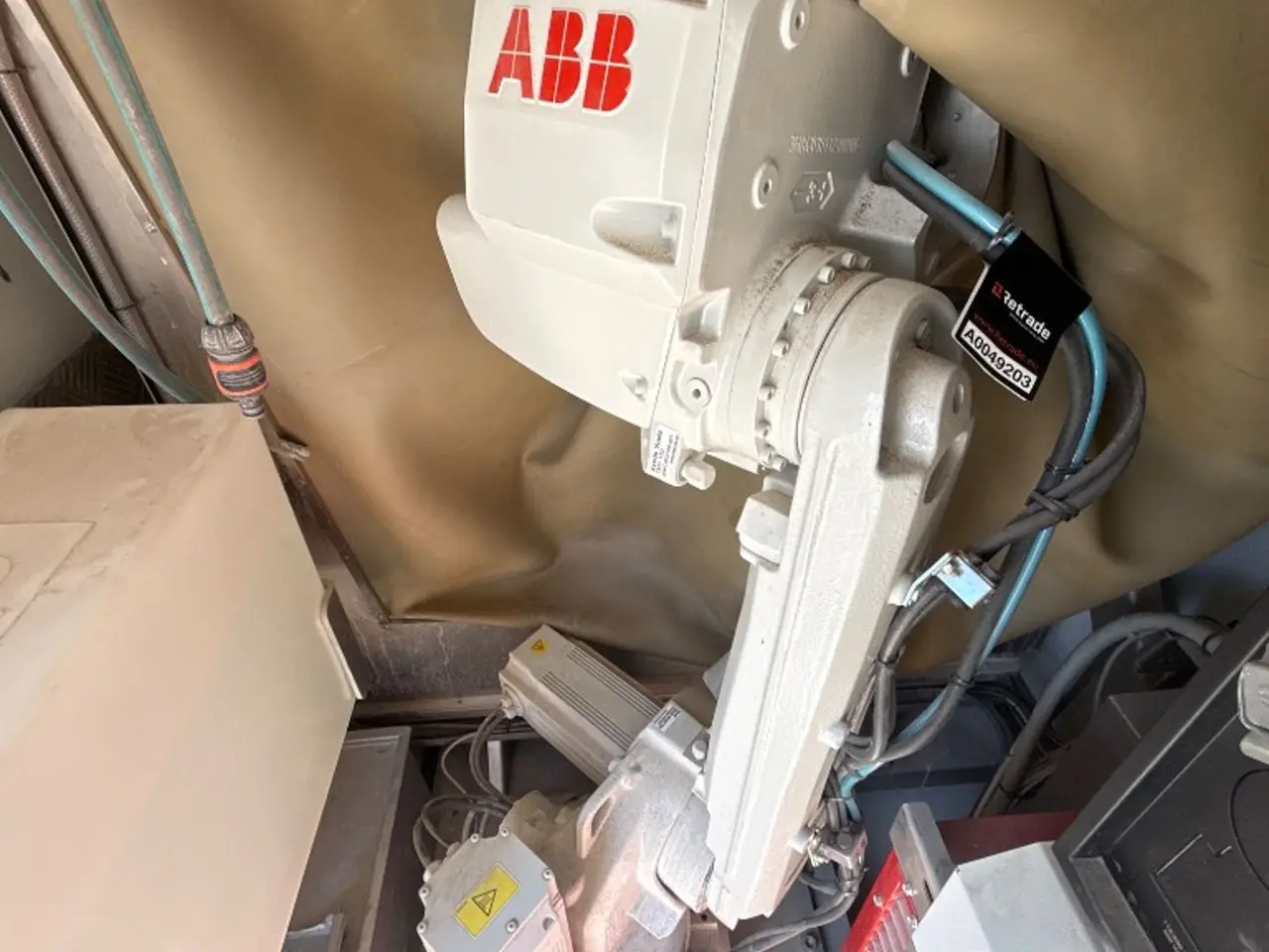 Billede 1 - ABB IRB 2600/165 robot-arm med skæreværktøj