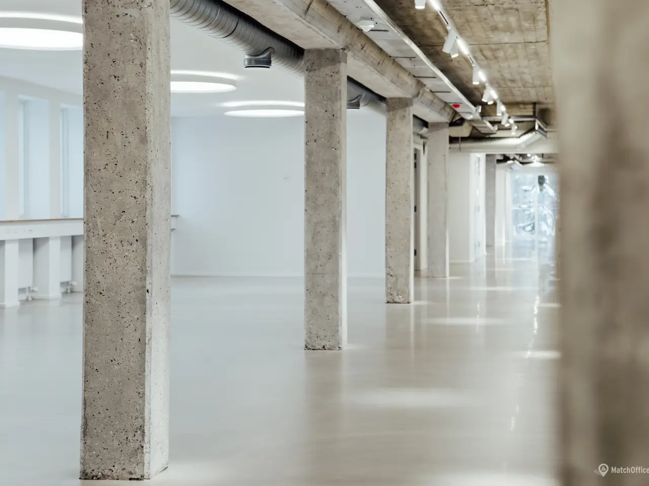 Billede 4 - Hotelinspireret unika-kontor lige ved stationen