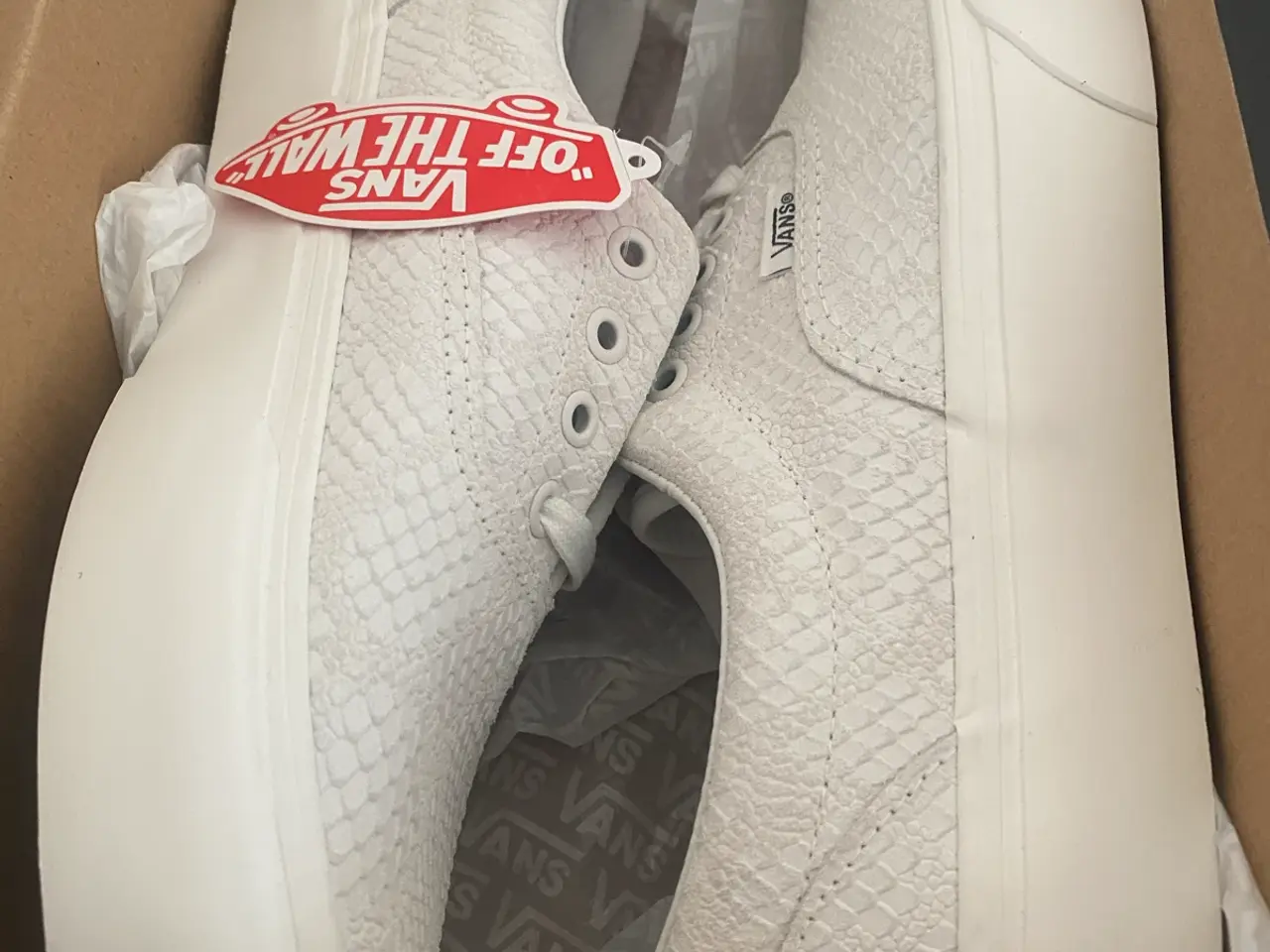 Billede 2 - Vans sko. Helt nye