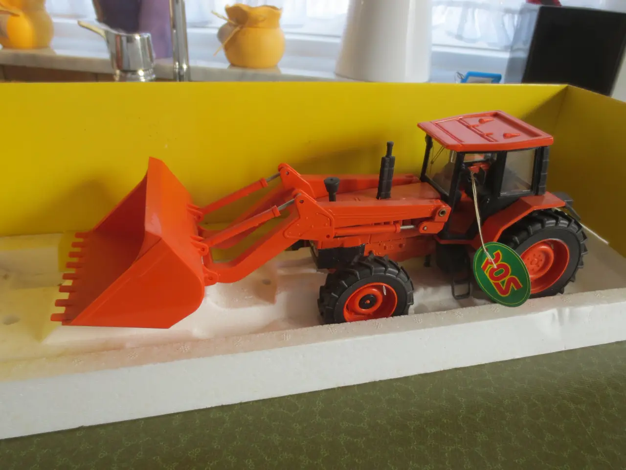 Billede 1 - 1 stk Modeltraktor Same Silver med Frontlæsser