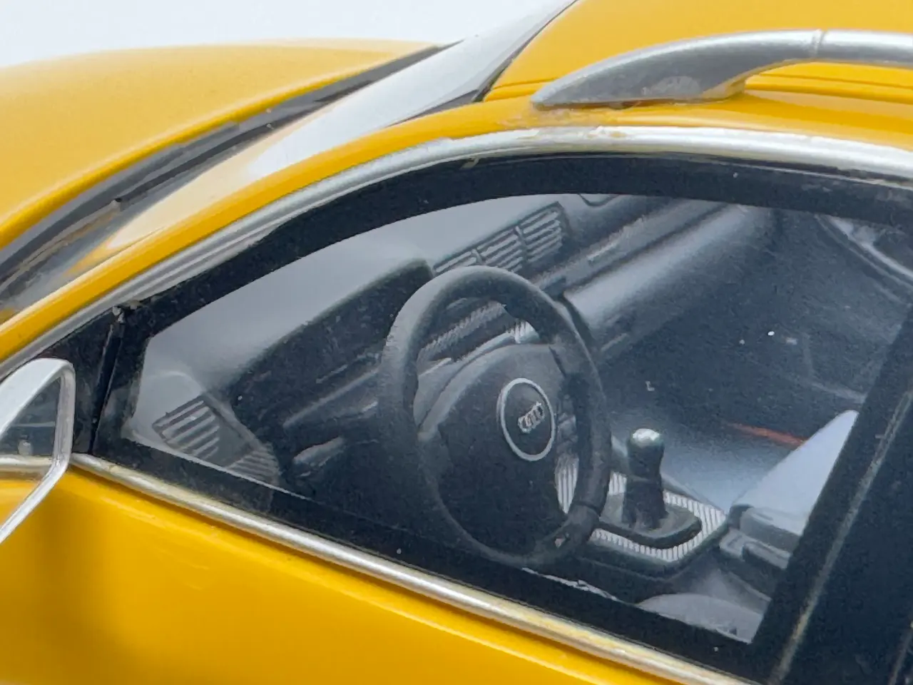 Billede 5 - 1999 Audi RS4 Avant (B5) Imola Yellow - 1:18