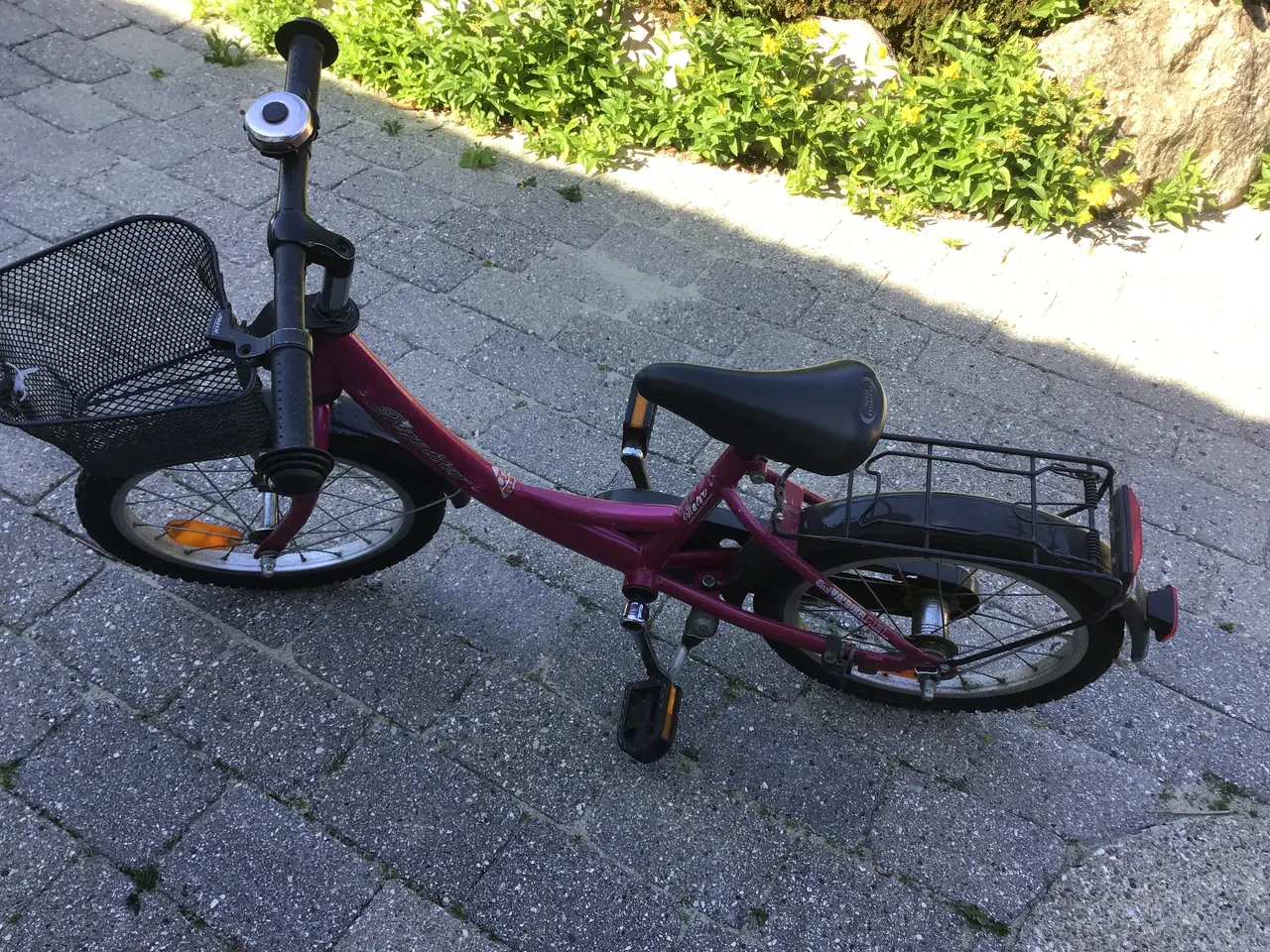 Billede 4 - Børnecykel Str. 3-5 år