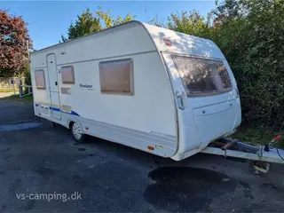 2004 - Bürstner Ventana 490 TS VELHOLDT ÆLDRE CAMPINGVOGN MED RUNDSIDDEGRUPPE OG FRITSTÅENDE DOBBELTSENG
