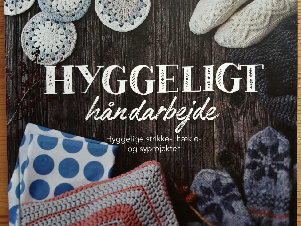 Billede 1 - Bøger/blade med blandet sy, strik og hækling