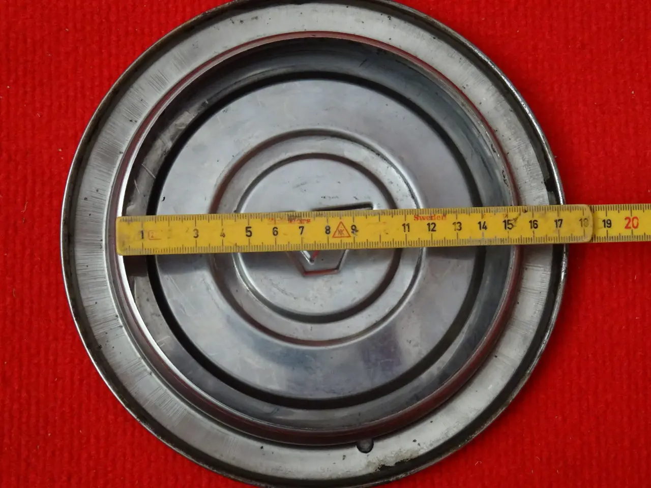 Billede 4 - Volvo 242, 244, 245, 264 original navkapsel